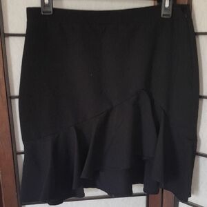 Black Mini Trumpet Skirt with Ruffled Hem